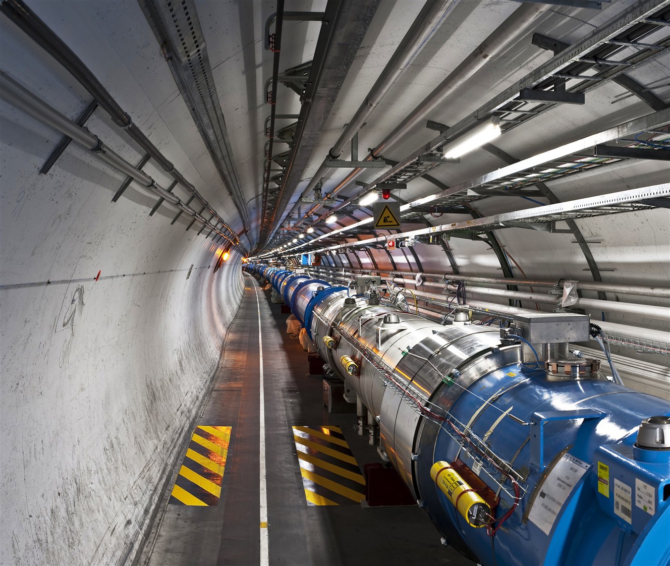 Udsnit af LHC-ringen, Foto: CERN