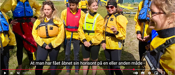 Unge mennesker mødes til ungdomsudveksling