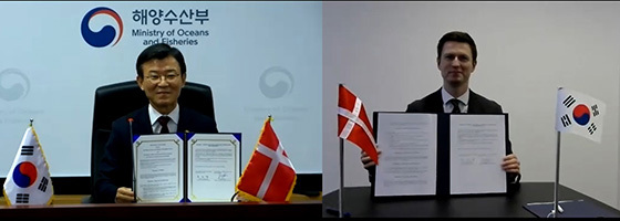 Signing ceremony Signing ceremony