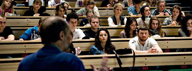 Higher education in Denmark is taught at universities, university colleges and
academies of professional higher education.