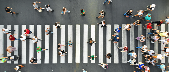 Kultur, kreativitet og inkluderende samfund søger at styrke forskning og innovation inden for demokrati, forvaltning, samfundsudvikling og borgerinddragelse og at bevare og fremme europæisk kulturarv. Man henvender sig især til ekspertiser inden for socialvidenskaber, humaniora og kreative brancher.